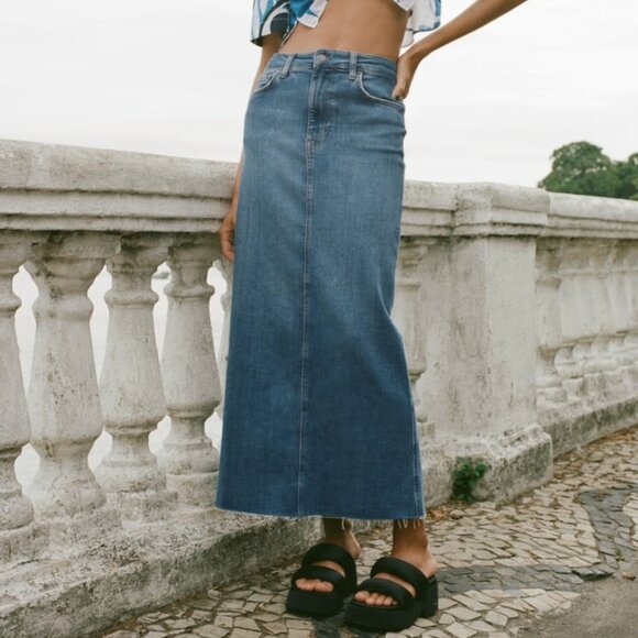 NWT Zara Stretch Denim Raw Hem Denim Pencil Maxi Skirt Size S - Picture 3 of 10